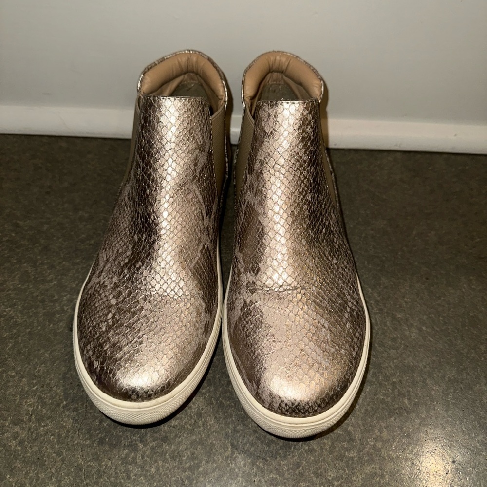 Size 7 Coconuts Sneakers